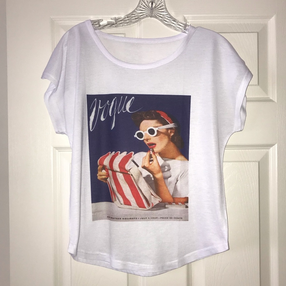 Women’s graphic tee